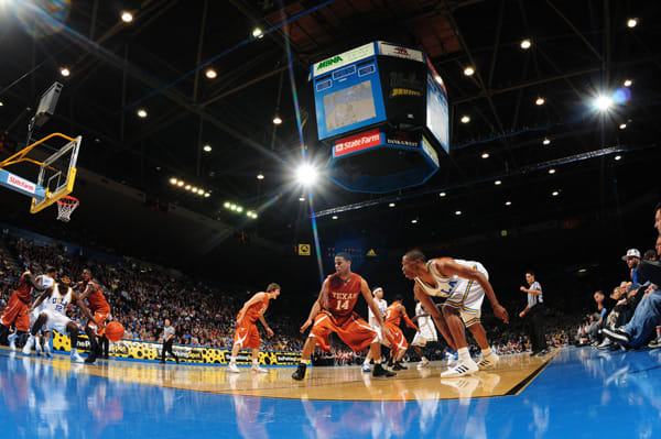 Texas at UCLA, Dec. 2007